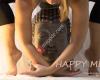 HAPPY ME Yoga by Julia Nolte
